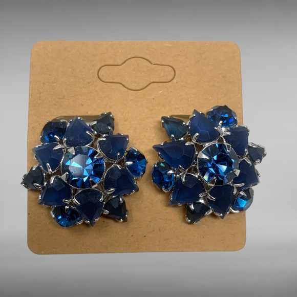 Vintage 1960's Blue Crystal Domed Cluster Clip On Earrings Runway Couture Carded - Picture 6 of 6
